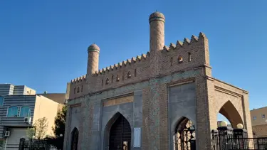 Tarihi Tebriz'in dünyaya açılan penceresi: İstanbul Kapısı