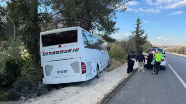 Adıyaman'da yolcu otobüsü ile otomobil çarpıştı: Aynı aileden dört can kaybı