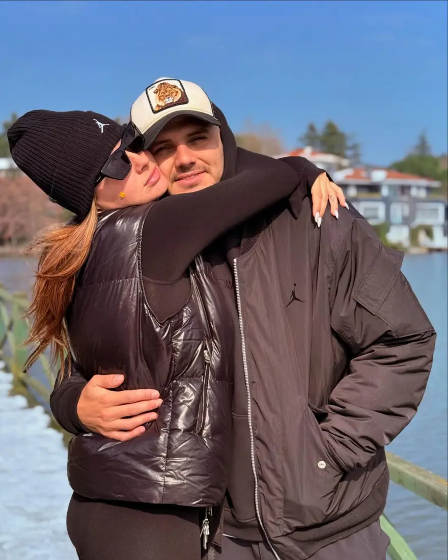 Icardi ve sevgilisi China Suarez'in İstanbul turundan yeni fotoğraflar: Tanınmamak için maske taktı! 4