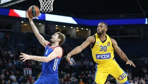 Anadolu Efes evinde mağlup Anadolu Efes evinde mağlup