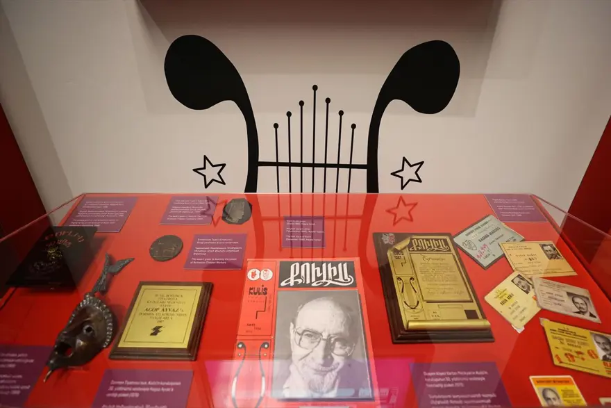 Kulis: Bir Tiyatro Belleği, Hagop Ayvaz sergisi açıldı 13