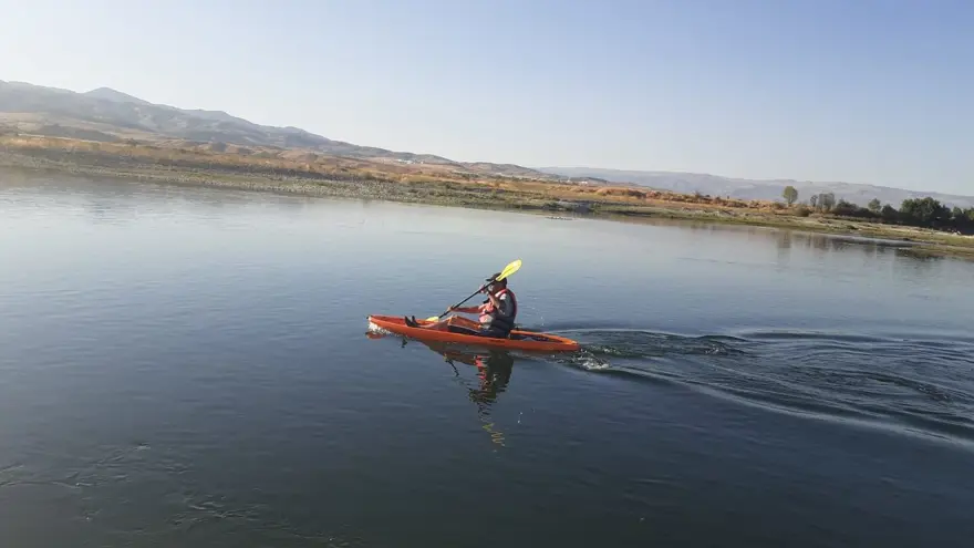 Bingöl, Murat Nehrinde gençlerin kano keyfi 3 Bingöl, Murat Nehrinde gençlerin kano keyfi 3