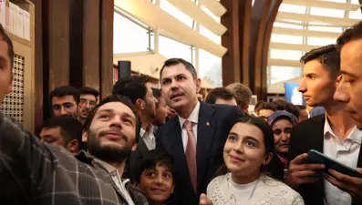 Bakan Kurum'dan gençlere konut müjdesi