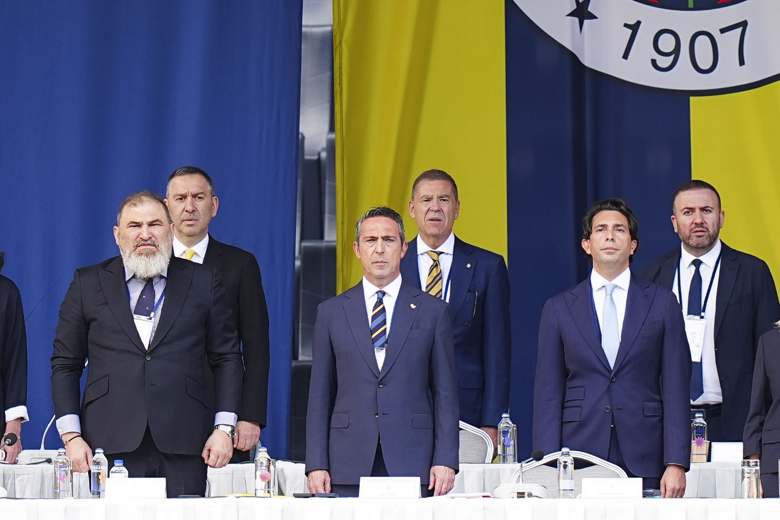 Fenerbahçe'nin toplam borcu açıklandı