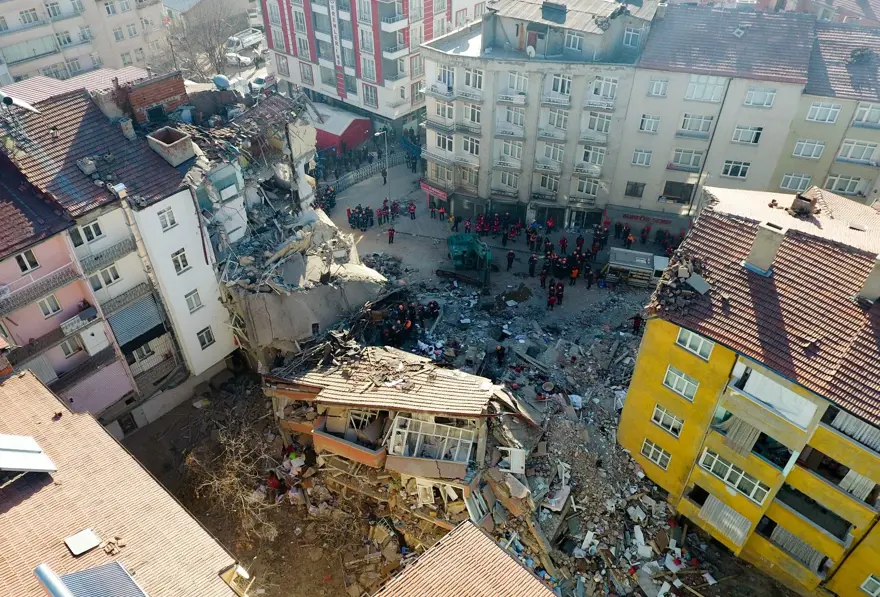 Elazığ deprem bölgesinden son görüntüler 22 Elazığ deprem bölgesinden son görüntüler 22