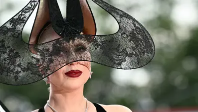 Lady Gaga, EGOT ünvanına bir adım daha yaklaştı