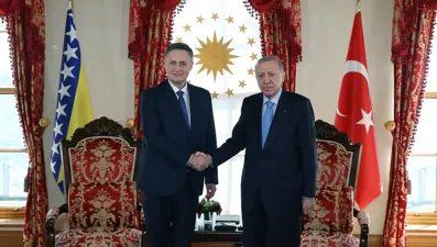 Cumhurbaşkanı Erdoğan, Bosna Hersek Devlet Başkanlığı Konseyi Üyesi Becirovic ile görüştü