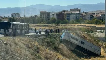 Park halindeki otobüs şarampole yuvarlandı