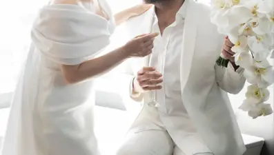 Enis Arıkan'dan Ezgi Mola'ya: Bazı güzelliklerin önüne geçilmiyormuş