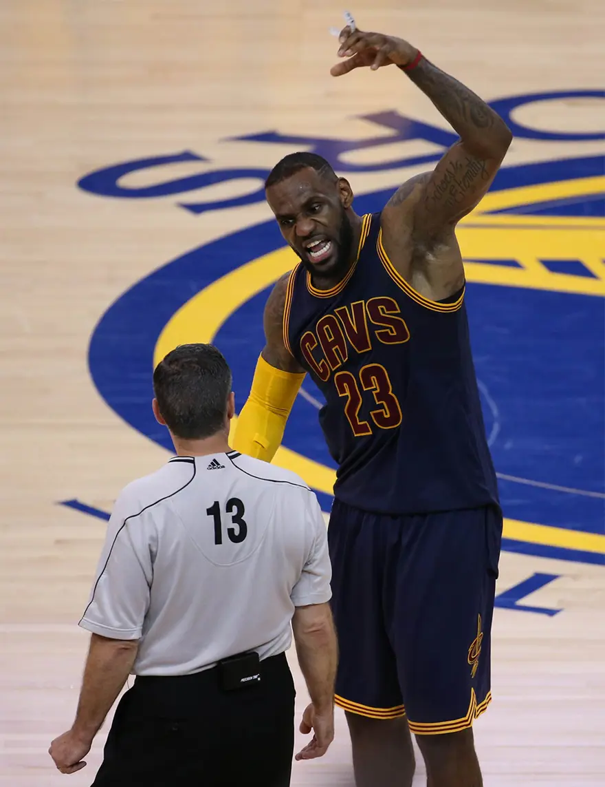 Golden State Warriors bir adım önde 4