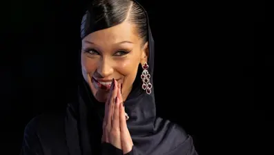 Bella Hadid, balcı Nusret amcanın videosunu paylaştı