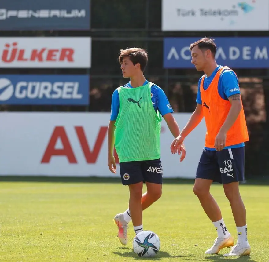 Top toplayıcılıktan 5 yıl sonra Real Madrid'e transfer oldu | İşte Arda Güler'in kariyeri 4