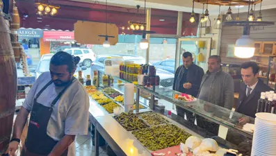 Havalar soğuyunca hareketlilik arttı: Turşuya talep fazla