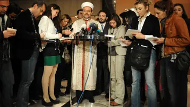 Görmez: Din eğitimi tartışma konusu olmasın