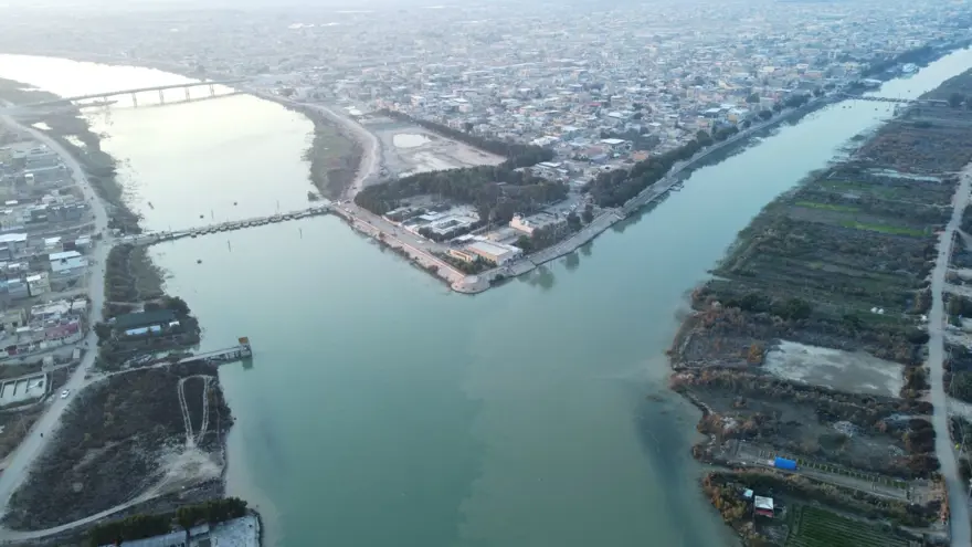 Mezopotamya'yı oluşturan iki büyük nehrin birleştiği yer: El-Kurna 3