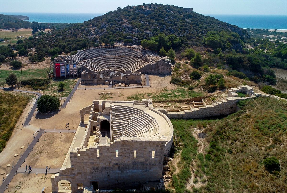 Patara Antik Kenti eski ihtişamına kavuşuyor