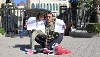 Bacağı kesilen minik Özge ve babasının 'adalet' arayışı
