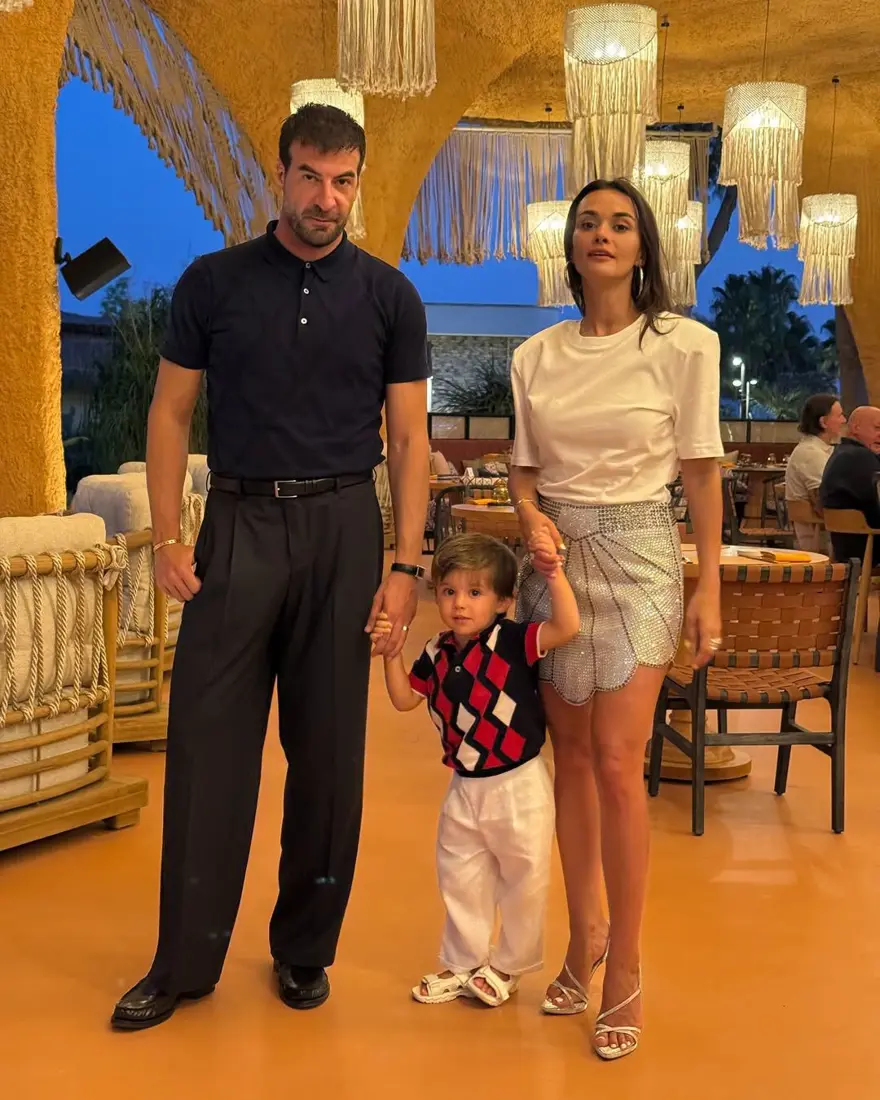 "AŞK HUZURLU BİR EV DEMEK" 4 "AŞK HUZURLU BİR EV DEMEK" 4