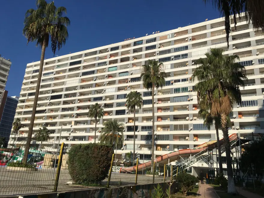 Mersin’de korkunçolay: Sevgililer düştü mü, intihar mı etti? 