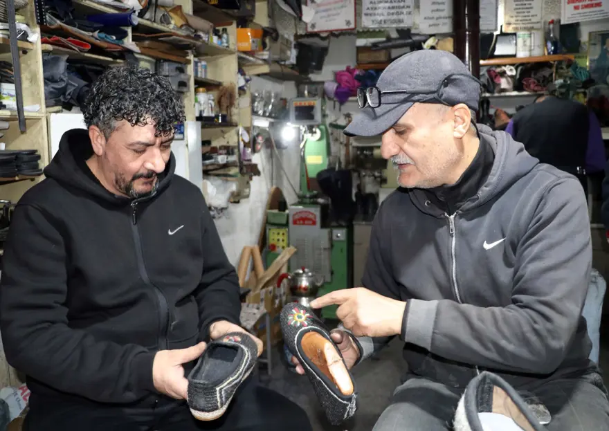 20 metrekarelik atölyesinde üretiyor: "Reşik" Avrupa'ya gönderiyor 