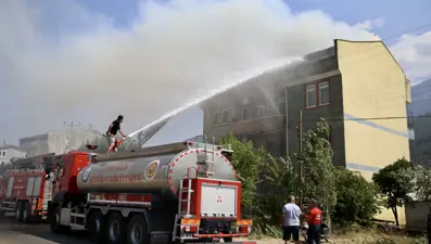 Çatı katı yangını korkuttu