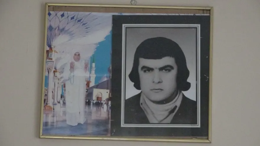 Depremde 8 dükkan ve 8 evini kaybetti: "Çocuklarım 5-6 saat enkazın altında kaldı" 1