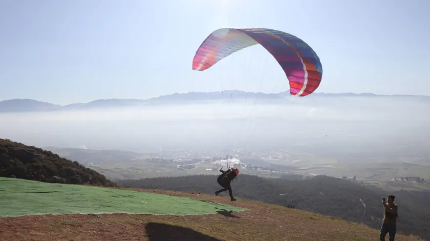 Beyaz cennet Pamukkale'yi gökyüzünden izleten turlar ilgi görüyor Beyaz cennet Pamukkale'yi gökyüzünden izleten turlar ilgi görüyor