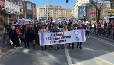 Tekirdağ’da ‘Kadınlar birlikte güçlü’ yürüyüşü