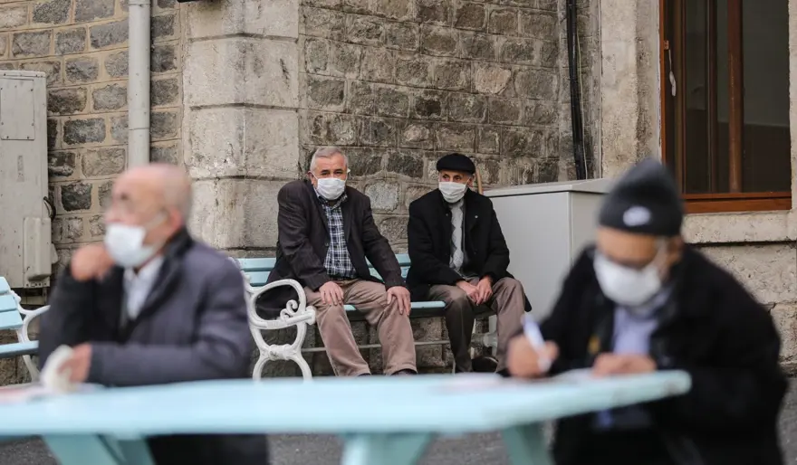 Türkiye'de ilk vaka görüldüğü gün kapılar kapandı! Darülaceze'de 'kapalı' 9 ay 10 Türkiye'de ilk vaka görüldüğü gün kapılar kapandı! Darülaceze'de 'kapalı' 9 ay 10