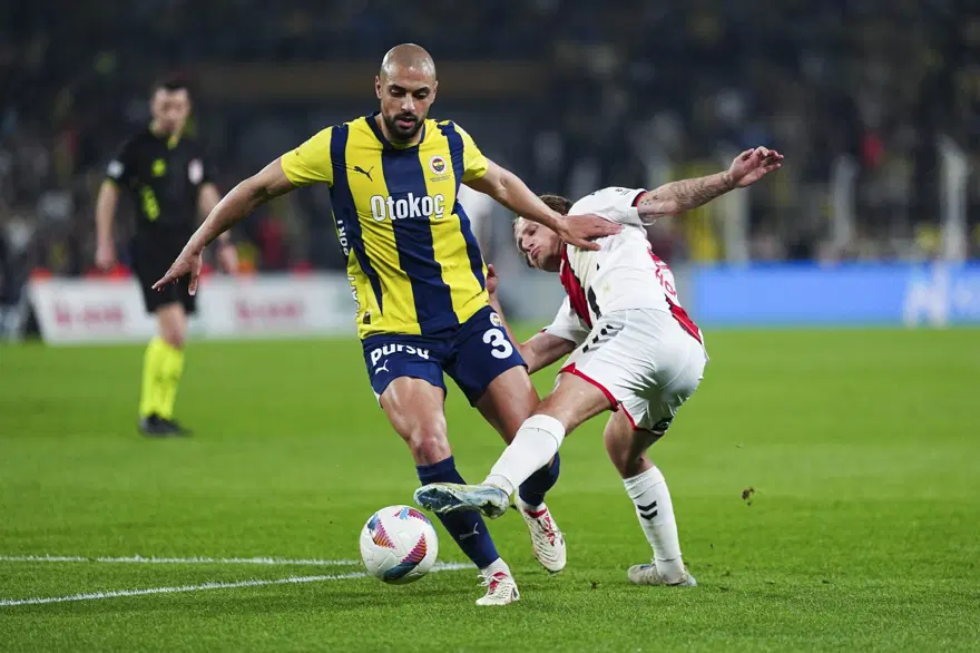 "SOKAKLARDA KUTLUYORLAR" 3