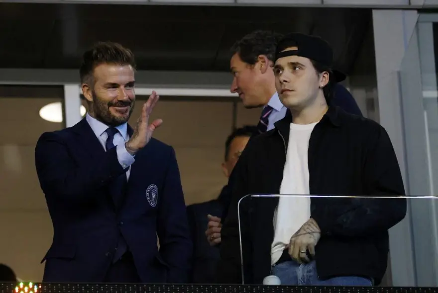 Ailesiyle küs olan Brooklyn Beckham'dan yeni hamle 2
