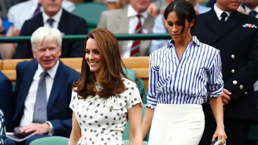 MEGHAN MARKLE'IN YÜZÜ WİMBLEDON'DA NEDEN ASILDI? 12 MEGHAN MARKLE'IN YÜZÜ WİMBLEDON'DA NEDEN ASILDI? 12