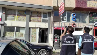 'Velayet' tartışmasında kendisini bıçaklayan eski karısını öldürdü