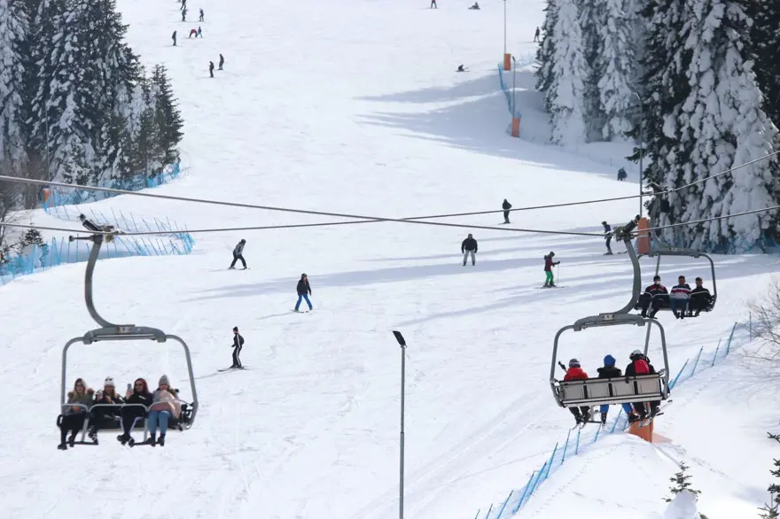 Ilgaz Dağı Kayak Merkezi hafta sonu birçok ilden ziyaretçiyiağırlıyor 2