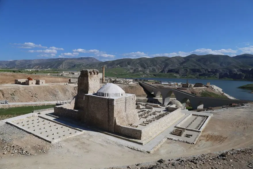 Tarihi Hasankeyf'e 3 limandan ulaşılacak 8