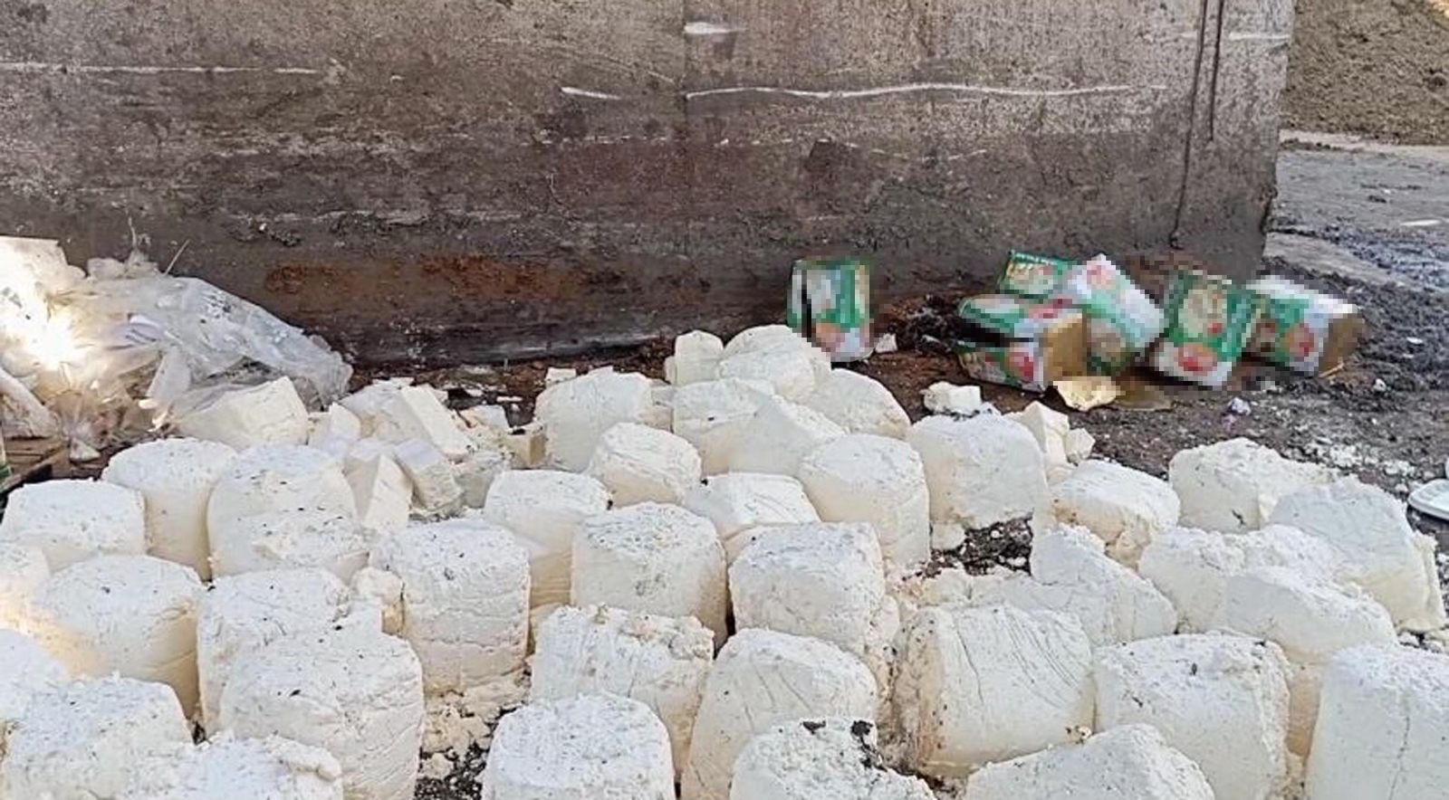Soğuk hava deposunda 7 ton bozuk süt ürünü ele geçirildi