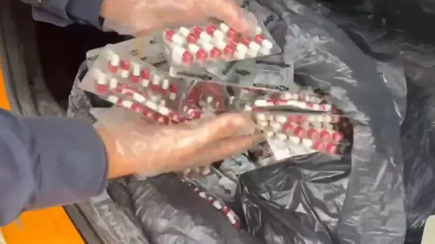 Ticari takside binlerce psikotrop hap ele geçirildi 3