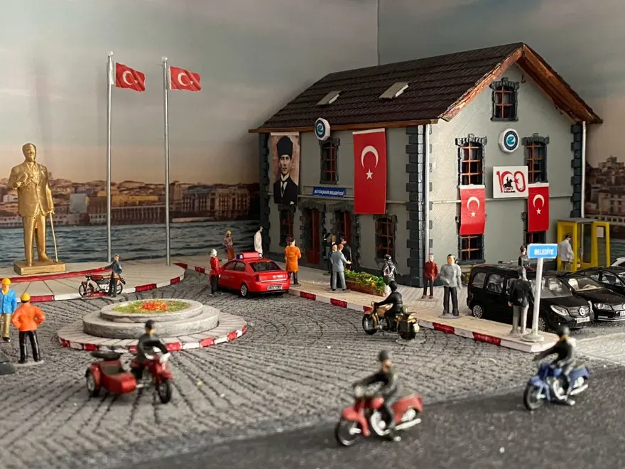 53 yaşındaki adam 33 yıldır figür biriktirdi: Hobisini çocuklarına miras bırakacak 4 53 yaşındaki adam 33 yıldır figür biriktirdi: Hobisini çocuklarına miras bırakacak 4