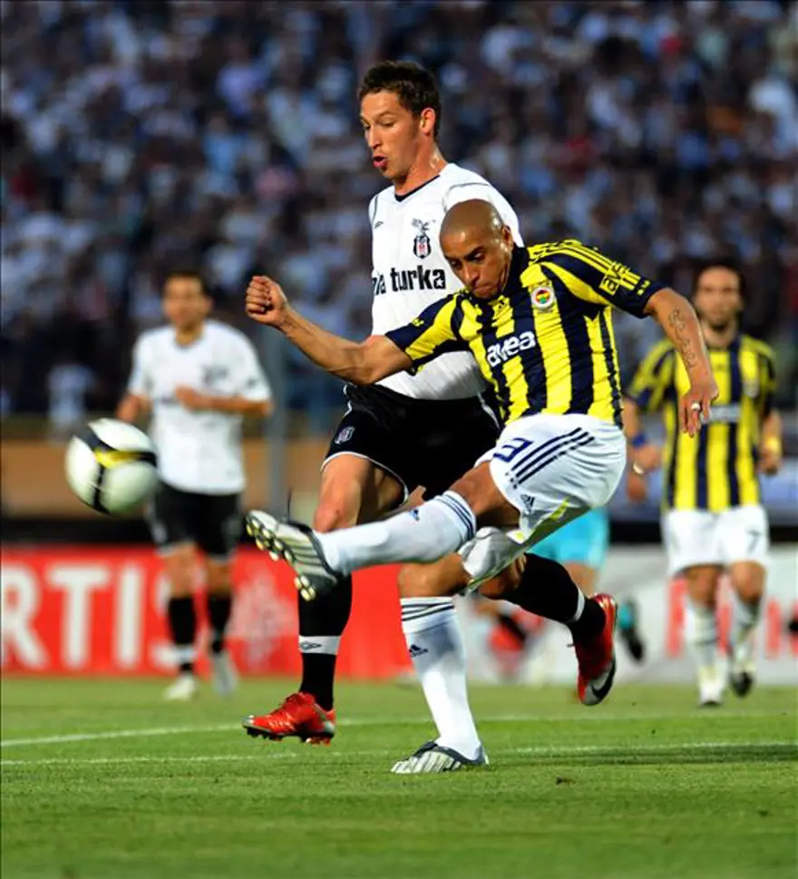 Beşiktaş: 4 - Fenerbahçe: 2 20 Beşiktaş: 4 - Fenerbahçe: 2 20