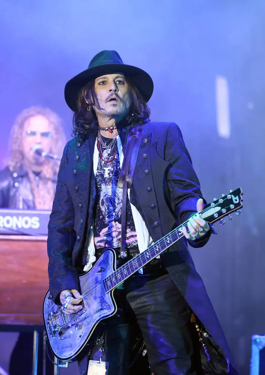 Johnny Depp'li Hollywood Vampires grubu İstanbul'da konser verdi 13