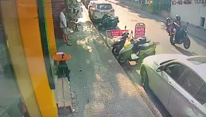 Trafik magandasının tekerlek şovu kaza getirdi Trafik magandasının tekerlek şovu kaza getirdi