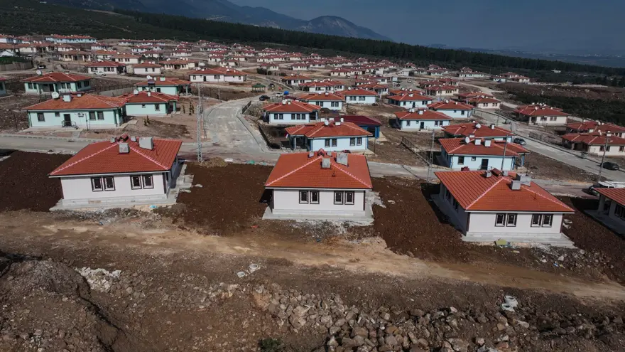 "BU KÖY, ARAMIZDAKİ BAĞIN SEMBOLİK DEĞİL GERÇEK OLDUĞUNUN KANITIDIR" 1