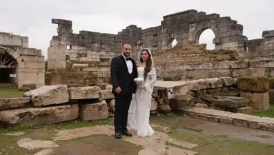 Antik tiyatro, gelin ve damatların mekanı oldu: Şehir dışından gelenler de var