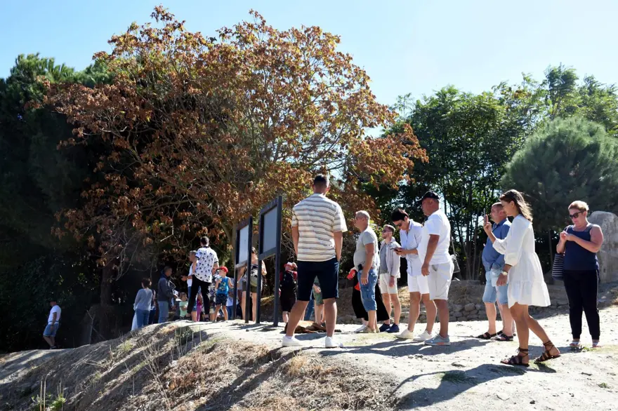 İzmir'deki dünya harikası Artemis Tapınağı tarihi dokusuna kavuşuyor 1 İzmir'deki dünya harikası Artemis Tapınağı tarihi dokusuna kavuşuyor 1
