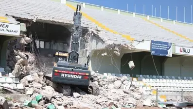 Muğla Atatürk Stadyumu'nda yenileme çalışmaları başladı