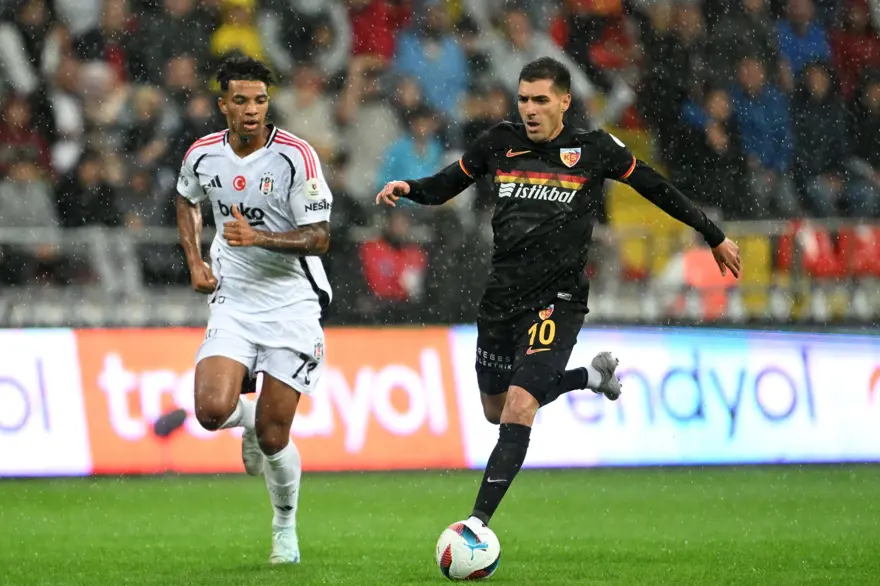 Beşiktaş, Kayseri'de kazandı: Namağlup devam ediyor! 16 Beşiktaş, Kayseri'de kazandı: Namağlup devam ediyor! 16