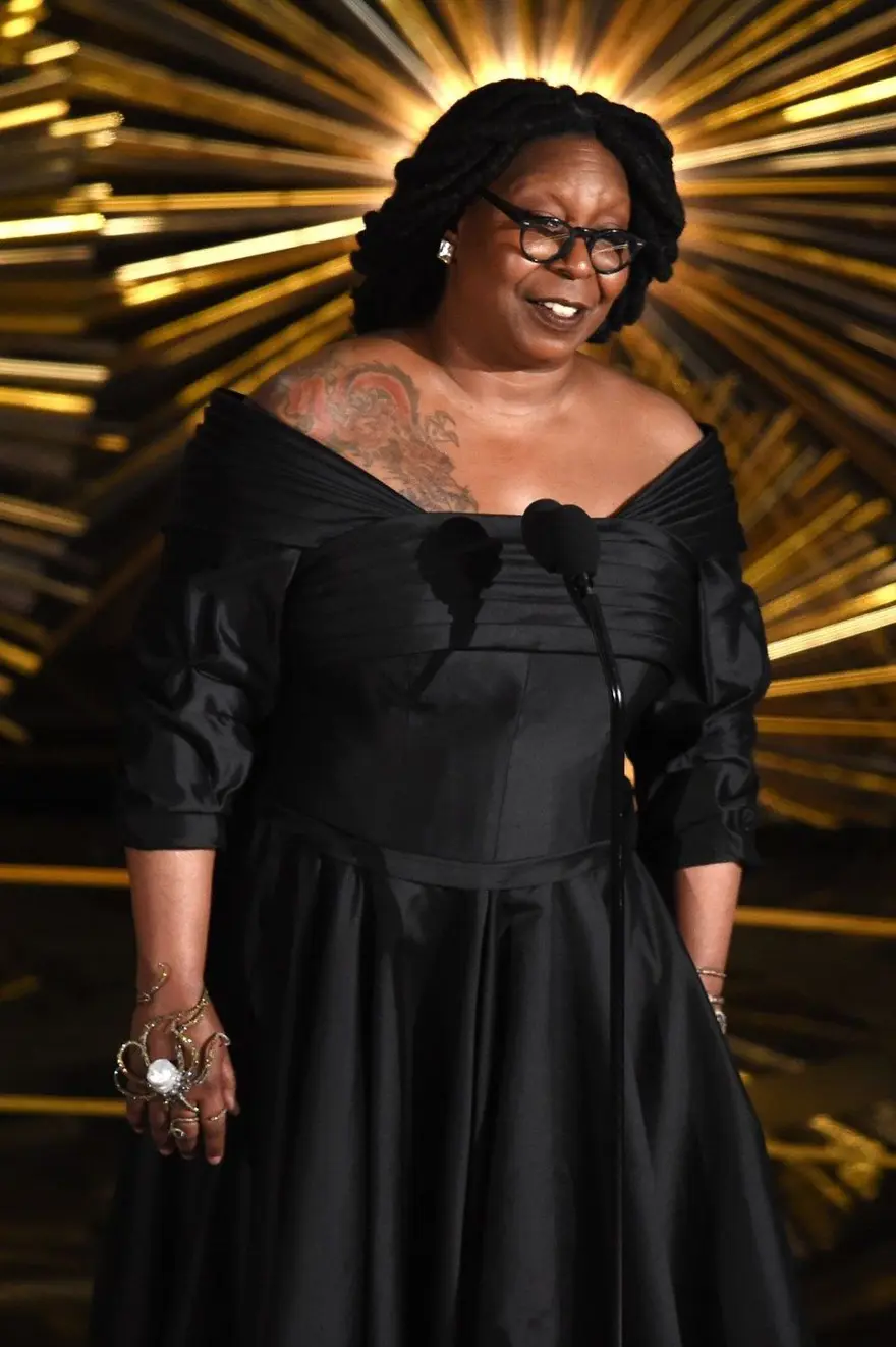 WHOOPI GOLDBERG 17 WHOOPI GOLDBERG 17