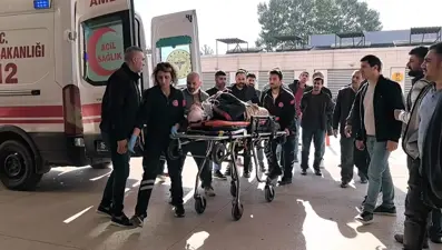 Fabrika inşaatında feci olay: İskelenin altında kaldı