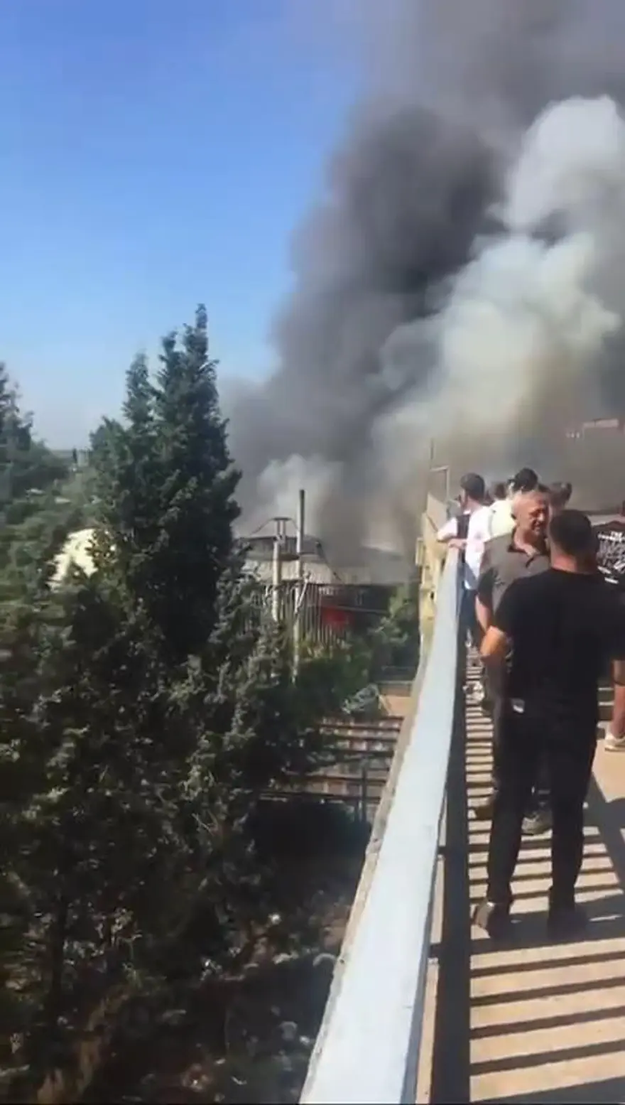 SONDAKİKA HABERİ: Tuzla’da yat imalathanesinde yangın 6