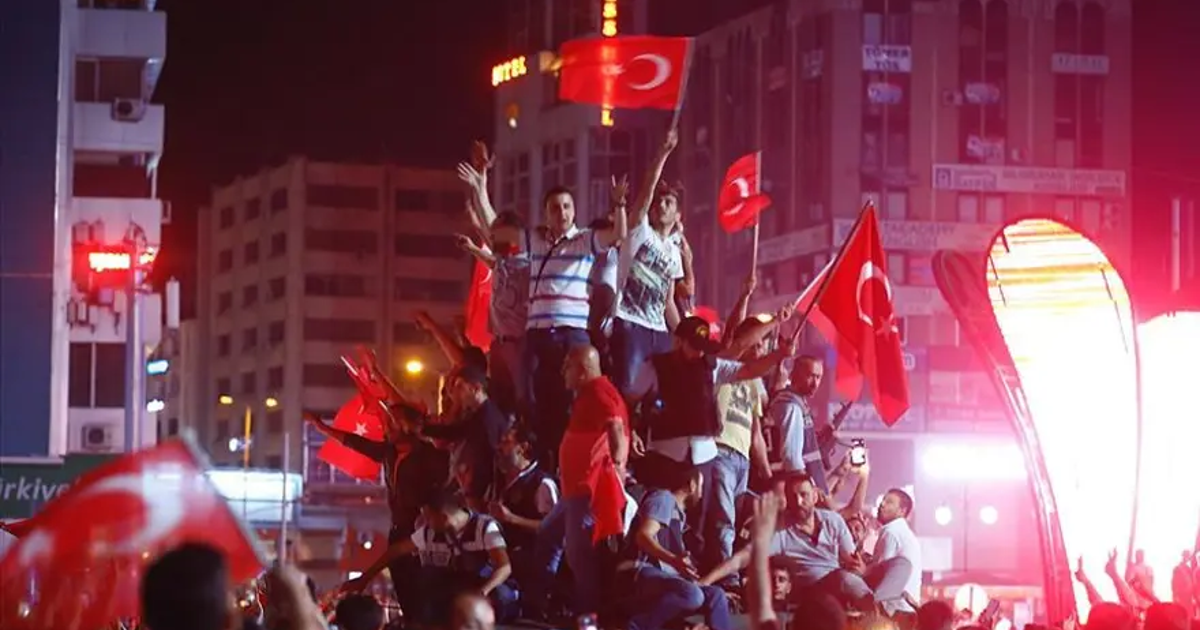 AK Parti'den 15 Temmuz sempozyumu